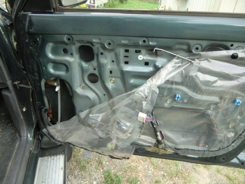 Door wiring harness repair, stepbystep Hilux Surf & 4Runner forum